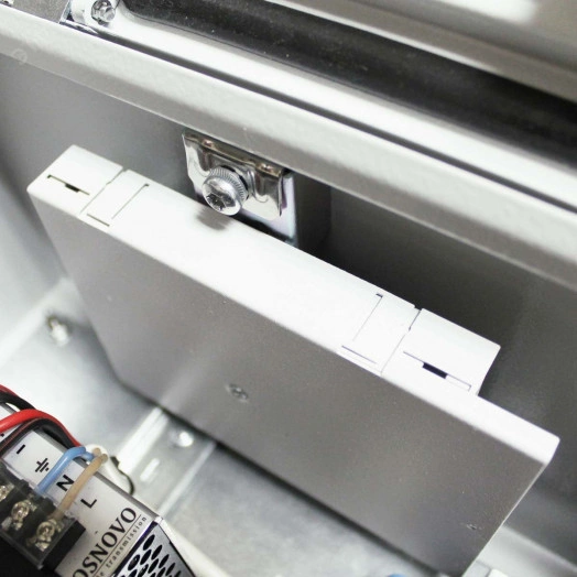 Шина для внутреннего монтажа, длина 210 мм, для монтажа в корпус без механической доработки.