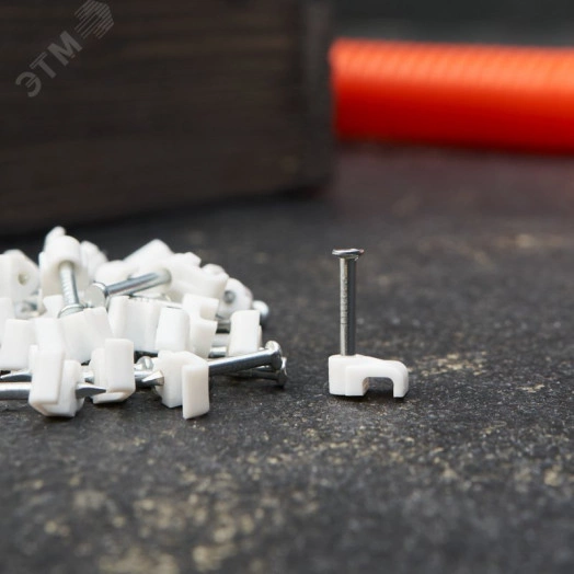 Крепеж кабеля плоский 4х2 мм, белый (50 шт/уп)