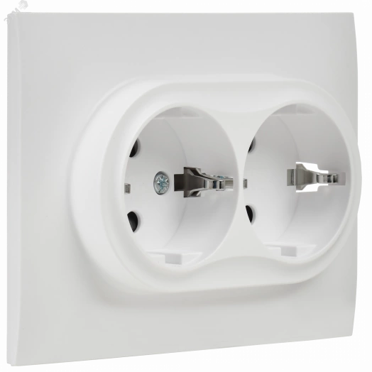 SKANDY Розетка 2-местная с заземлением с защитными шторками 16А в сборе SK-R07W арктический белый IEK