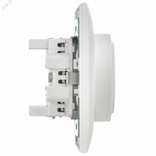 SKANDY Розетка 2-местная с заземлением с защитными шторками 16А в сборе SK-R07W арктический белый IEK