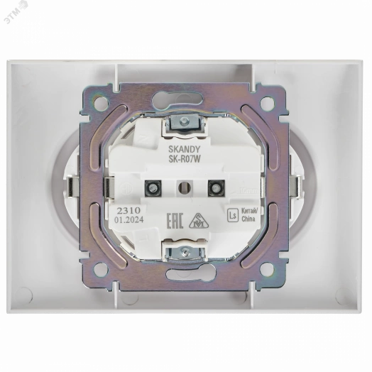 SKANDY Розетка 2-местная с заземлением с защитными шторками 16А в сборе SK-R07W арктический белый IEK