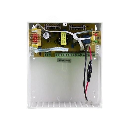 Источник вторичного электропитания в пластиковом корпусе