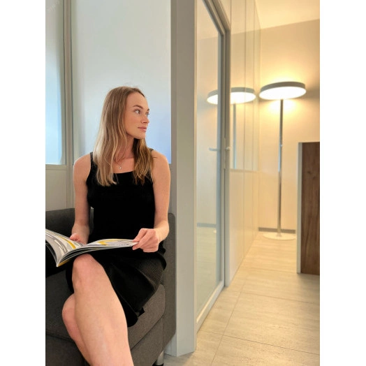 Светодиодный светильник RVE-LBX-CIELO-2150х600-T (Торшер круг 600х600х80мм Вниз 42Вт напольный 4000K стойка 2060х400мм черный)