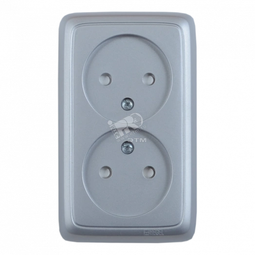 Розетка двойная наружная со шторками с изоляционной пластиной серебро