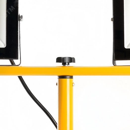 Прожекторы светодиодные ДО-2х70 на штативе 6400К 12600Лм IP65