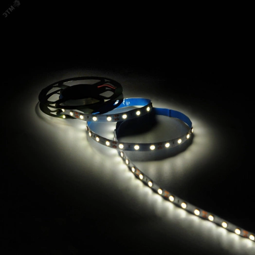 Лента светодиодная LED 2835/60-SMD 4,8 Вт/м 210 Лм/м 2700К теплый белый IP20 12 В DC 8 мм (блистер 5 м) Black Gauss