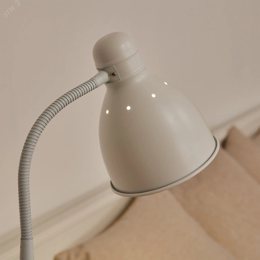 Торшер UML-T701 E27 WHITE напольный под лампу Е27 60W с регулировкой наклона Механический выключатель Белый ТМ