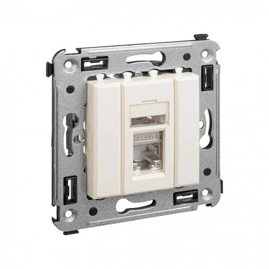 Avanti Компьютерная розетка RJ-45 в стену, кат.6 одинар  ая экранированная  Ванильная дымка