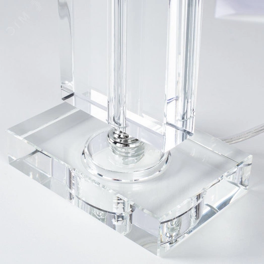 Настольная лампа 40Вт E14 белая