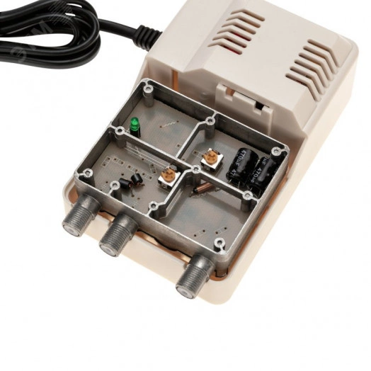 Усилитель ТВ сигнала антенный на 2 выхода RX-200