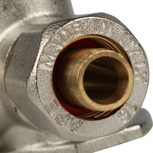 Тройник настенный с креплением 1/2'x16x16 для металлопластиковых труб винтовой