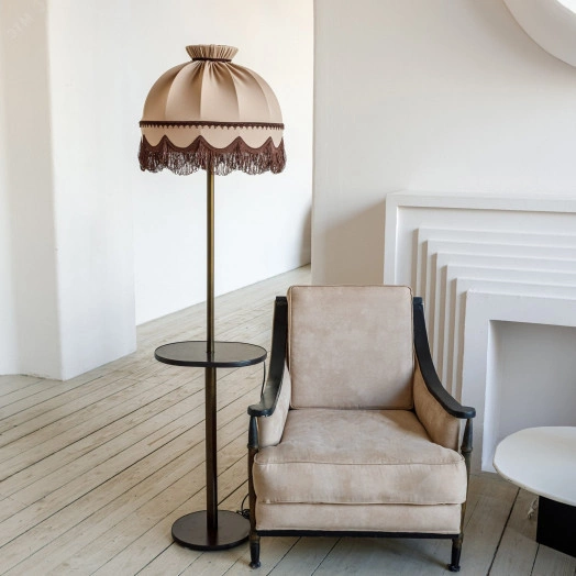 Светильник НТБ-11-60-106 венге со столиком овал   абажур Ретро