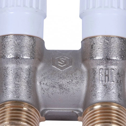 Коллектор распределительный 1', 3 отвода 1/2' плоское уплотнение