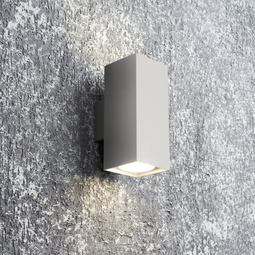 Светильник ДБО 2хGU10 вверх/вниз без ламп белый