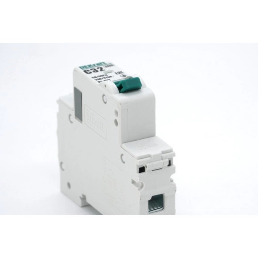 Заглушка клеммнае пломбируемая для ВА-103 нов.