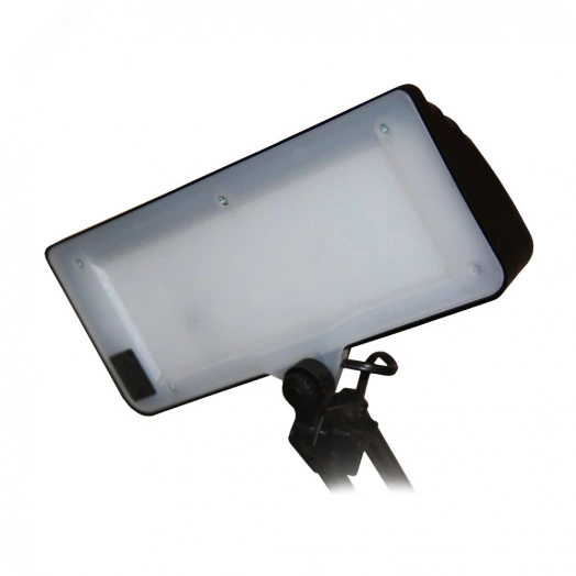 Светильник светодиодный Дельта П-С32 12Вт LED на  струбцине черный