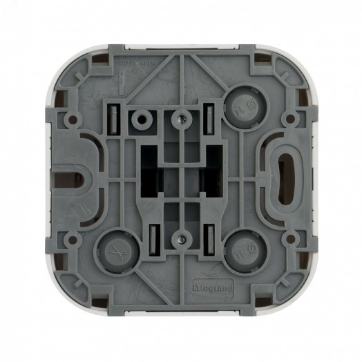 Quteo Кнопка 1 клавиша наружная белая 6А