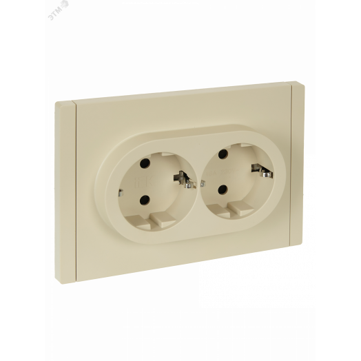 FORTE&PIANO Розетка 2-местная с заземлением с защитными шторками безвинтовое крепление 16А FP423 ваниль IEK