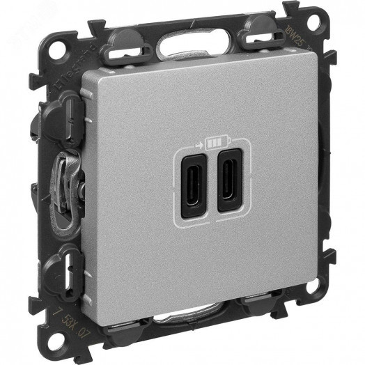 Valena LIFE.Зарядное устройство с двумя USB-разьемами тип С-тип С 240В/5В 3000мА.С лицевой панелью.Цвет Алюминий