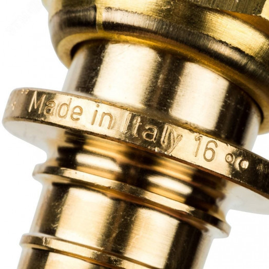 Переходник с накидной гайкой 25xG 3/4 для труб из сшитого полиэтилена аксиальный