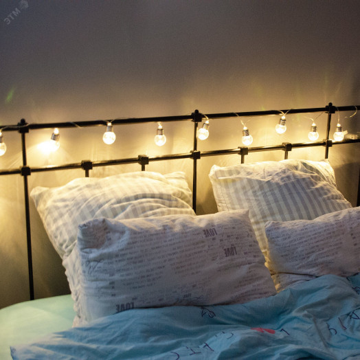 Гирлянда светодиодная Лампочки ретро на батарейках 3AA (не в/к) 18м 10 светодиодов Теплый белый свет ULD-S1800-010/STB/3AA WARM WHITE IP20 RETRO BULBS