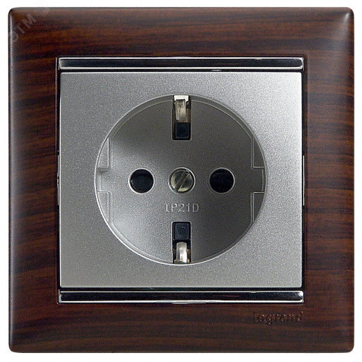 VALENA Розетка с заземлением 2К+З со шторками алюминий