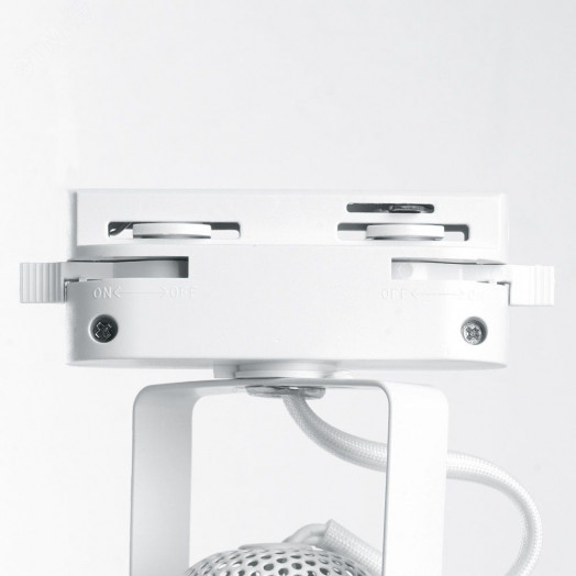 Светильник трековый на шинопровод ДПО GU10 без лампы белый