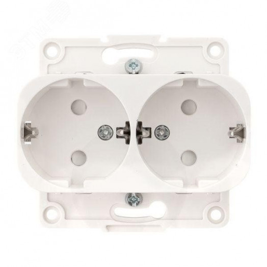 Стокгольм Механизм Розетки 2-местной с/з 16А белый с защ. штор.