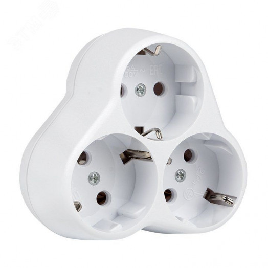 Тройник на 3 гнезда с заземлением круглый 16А