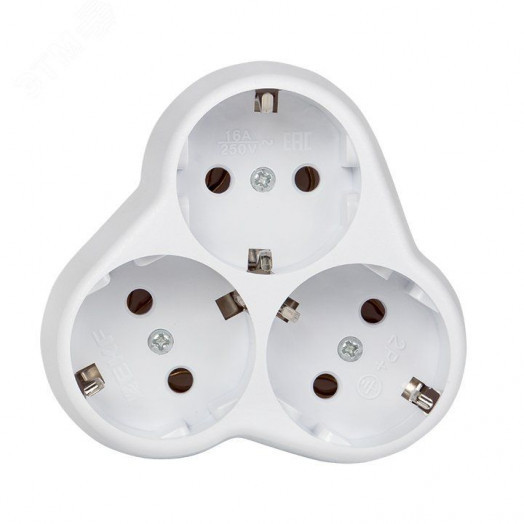 Тройник на 3 гнезда с заземлением круглый 16А