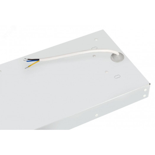 Светильник светодиодный SPO-920-3-40K-032 32Вт 4000К 3360Лм IP40 1195х180х40 матовый