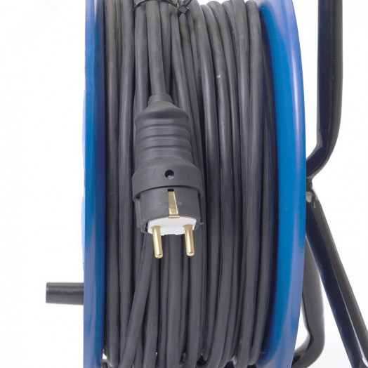 Удлинитель на катушке металл 4 гнезда с/з 3*2,5, 50м ,серия Professional, синий,