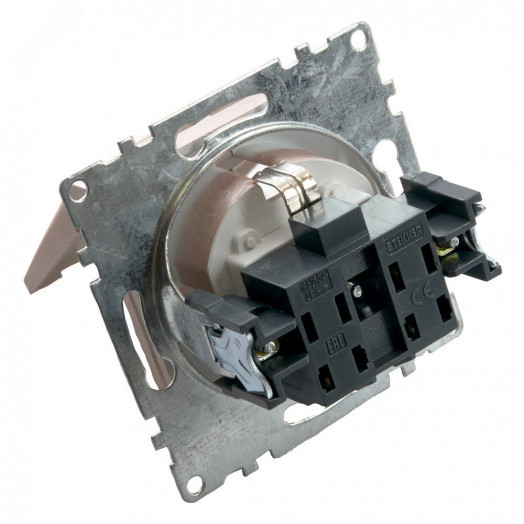 Розетка 1-местная с крышк с защ. штор (механизм) с/з, 250В, 16А, серия Катрин, шампань