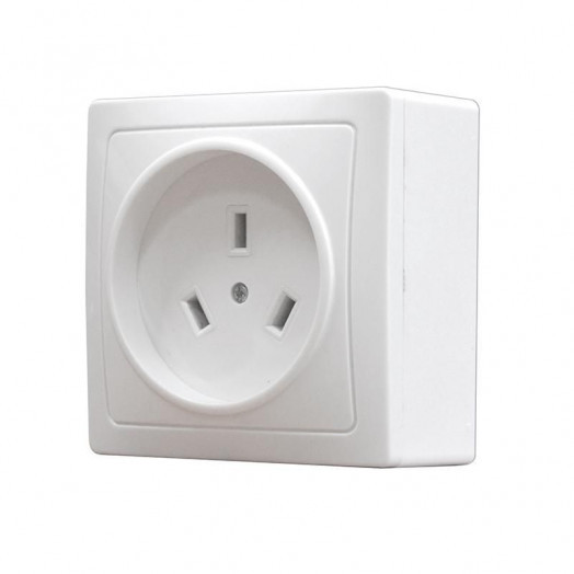 Розетка 1-м ОП 32А 250В IP20 2P+N для плиты с заземл. бел. Universal 5314