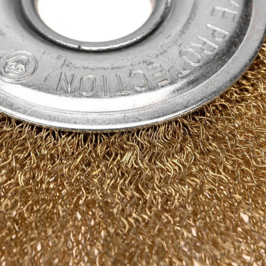 Щетка дисковая для УШМ витая латунированная проволока 125мм отв. 22.23мм Kranz KR-91-1242