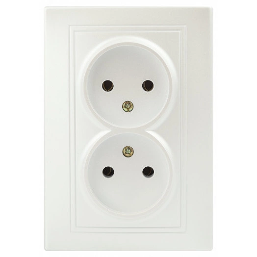 Розетка Intro Plano 1-204-06 без зазем двойная