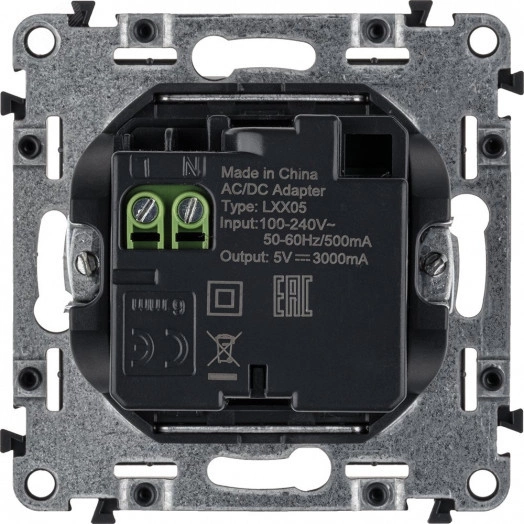 Valena LIFE.Зарядное устройство с двумя USB-разьемами тип А-тип С 240В/5В 3000мА.С лицевой панелью.Цвет Белый