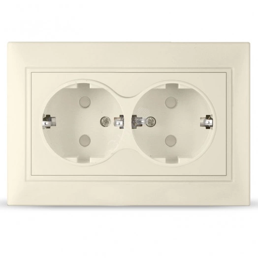 Розетка Севиль 2-ая с заземлением с защитными шторками слоновая кость (ivory)