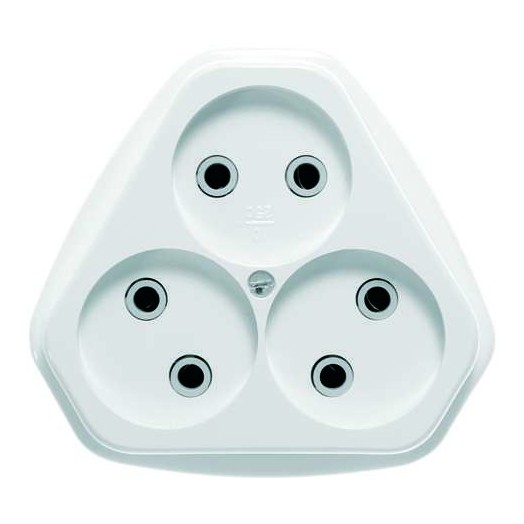 Розетка 3-м СП РС10-394 10А IP20 бел. Кунцево 5928 Розетка 3-м СП РС10-394 10А IP20 бел. Кунцево 5928