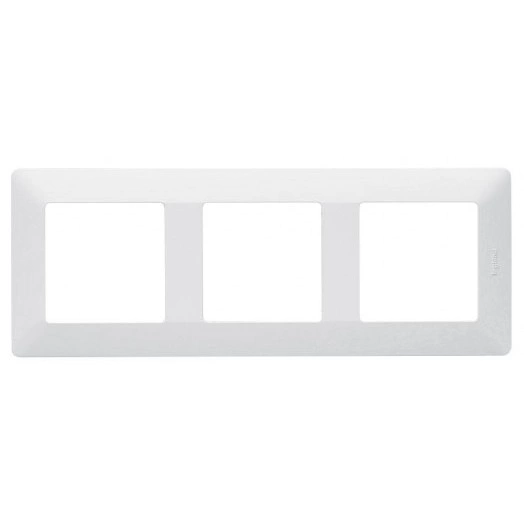 Рамка 3-м Valena Life универсальная бел. Leg 754003