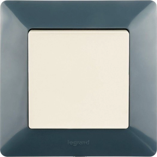 Механизм выключателя 1-кл. СП Valena Life 10А IP20 250В 10AX с лиц. панелью безвинт. зажимы сл. кость Leg 752501