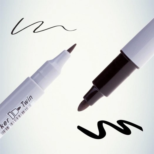 Маркер перманентный двухсторонний "Multi Marker Twin" пулевидный 2мм/1мм черн. Crown Б0048242 Маркер перманентный двухсторонний "Multi Marker Twin" пулевидный 2мм/1мм черн. Crown Б0048242