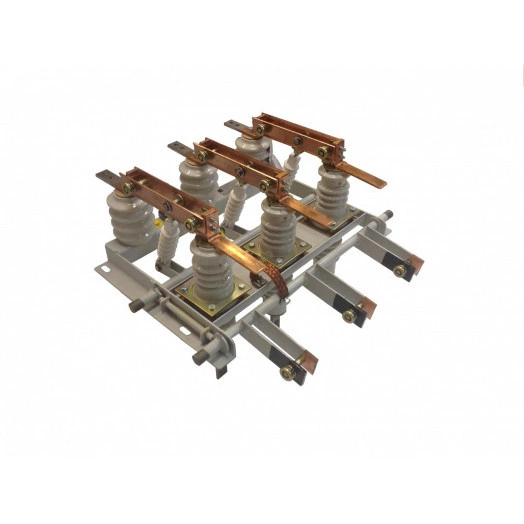 Разъединитель РВФЗ-10/630-III-II в комплекте с приводами ПР-10Б, вилками ВГ, ВПУ