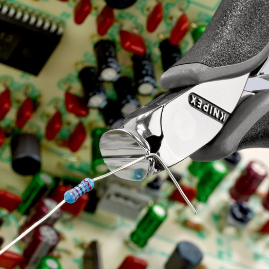 Кусачки торцевые ESD для электроники антистатические режущие кромки с маленькой фаской под 15° с пружиной рез: мягкая проволока  15 мм проволока средней твёрдости  1 мм твёрдая проволока  05 мм L-120 мм зеркальная полировка двукомпонентные рукоя