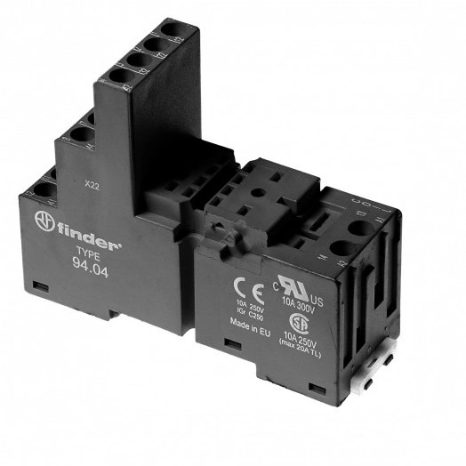 Розетка с винтовыми клеммами (с зажимной клетью) для применения с 55.32/85.02/55.34/85.04, применять модули 99.02/86.10/86.20, Версия черный цвет (заказ минимум/кратно 1000шт), Поставляется с Металлической клипсой-держателем 094.71