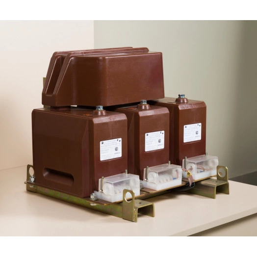 Трехфазная антирезонансная группаизмер ительных трансформаторов напряжения НАЛИ-СЭЩ-6-3-0.5/0.5/3Р-90/120/50 У2