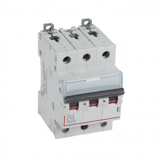 Выключатель автоматический трехполюсный 13А C DX3-E 6kA/6kА