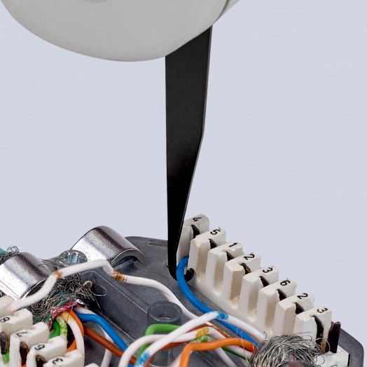 Инструмент для укладки кабелей LSA-Plus и их аналогов для укладки кабелей в каналы розетки и панели для кабелей типа UTP и STP 04 - 08 мм L-175 мм со встроенным крюком для вытягивания с разблокировкой KN-974010