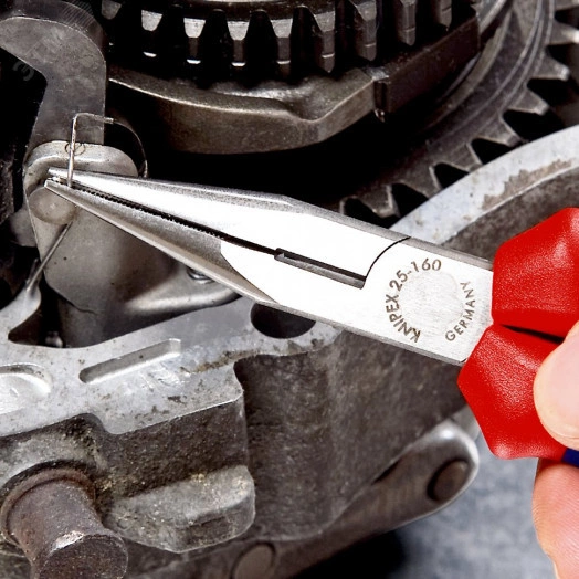 Длинногубцы с режущими кромками полукруглые прямые губки резка - проволока средней твердости 25мм твердая проволока 16мм L=160мм двухкомпонентные рукоятки цвет черный