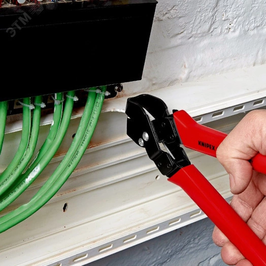 Ножницы просечные для пластмассовых коробов диапазон: 20 х 29 мм L-250 мм KN-906120